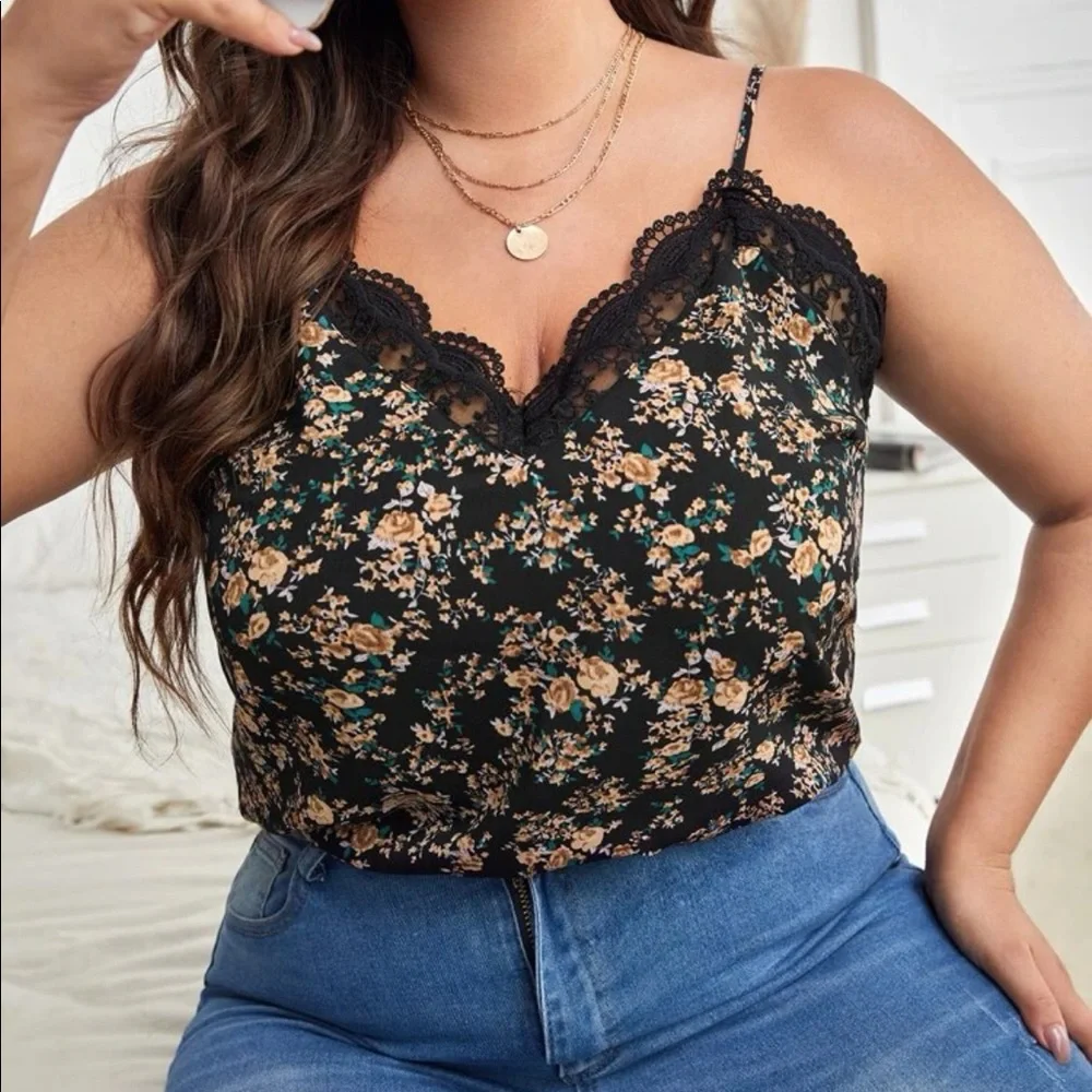 Allover Floral Print Contrast Lace Cami - Picture 6 of 12